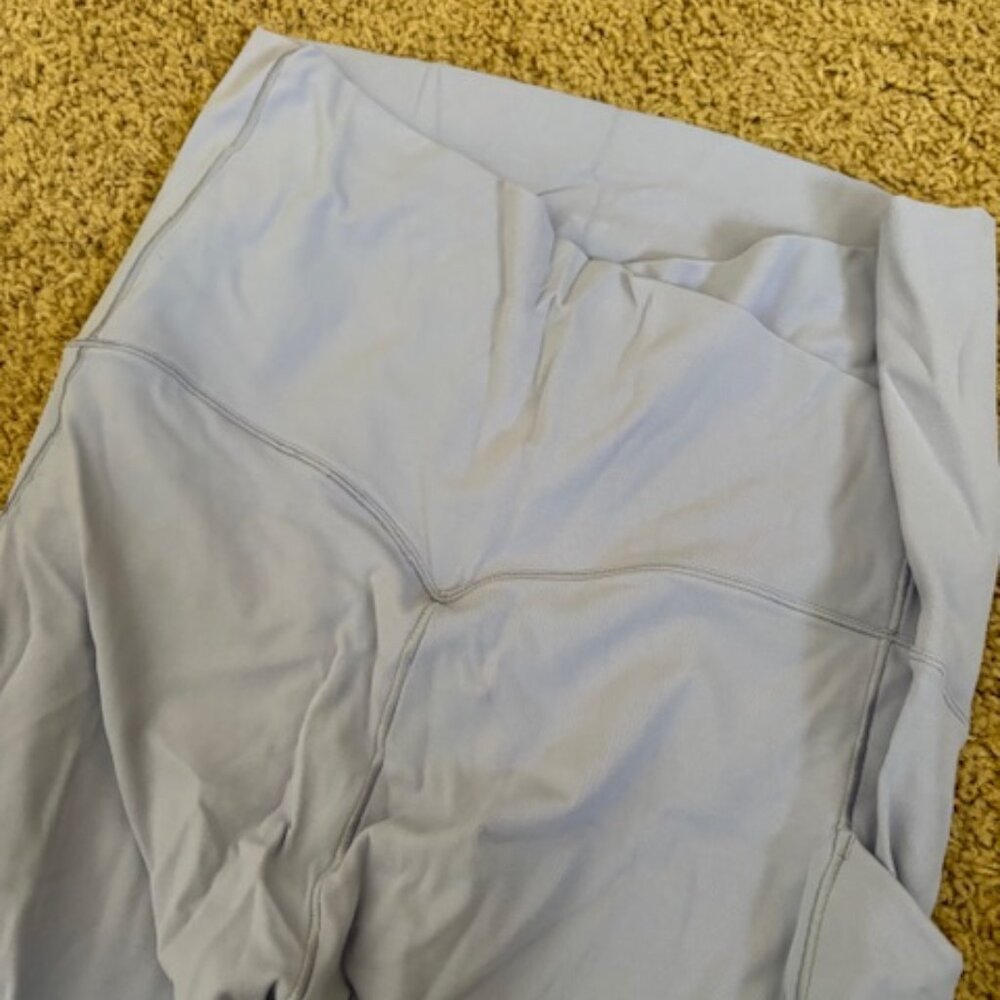 Nike Zenvy Maternity Leggings – Light Blue Dri-FIT – Size Large